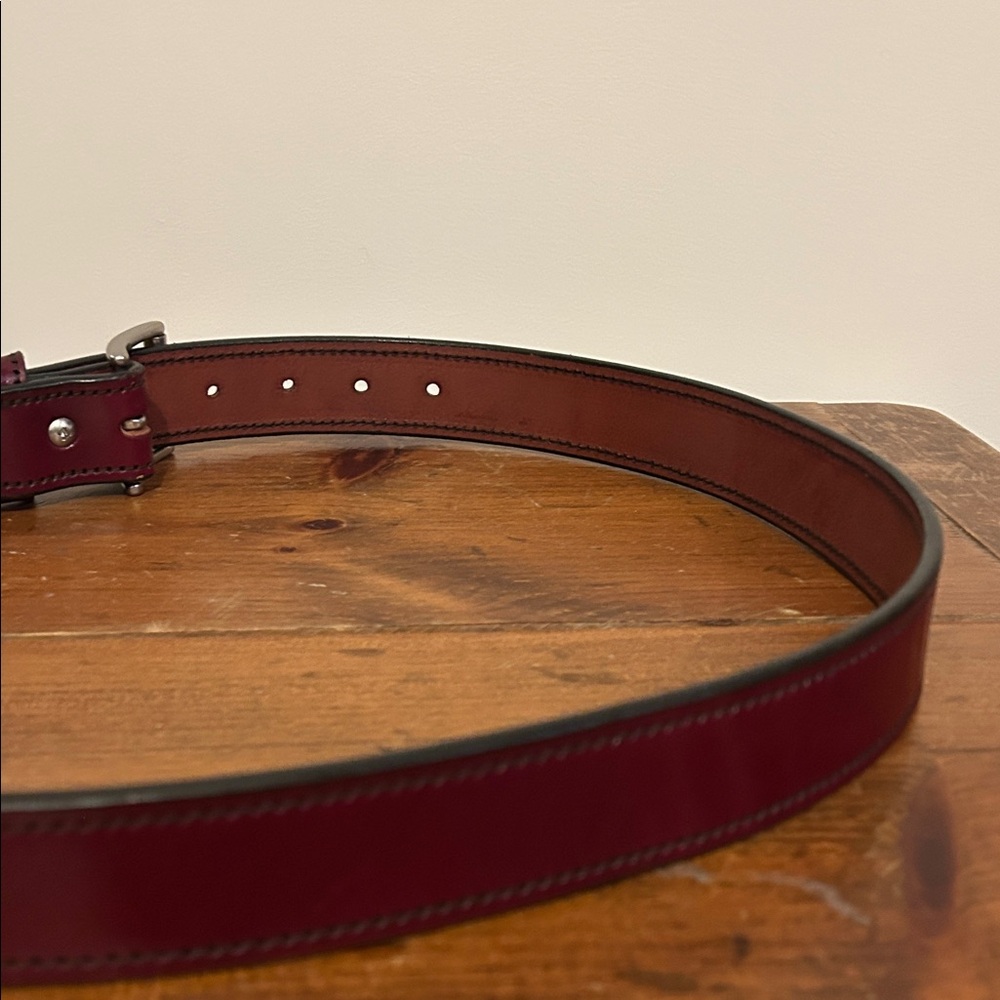 Elegant Maroon Leather Belt for Men - Picture 5 of 5